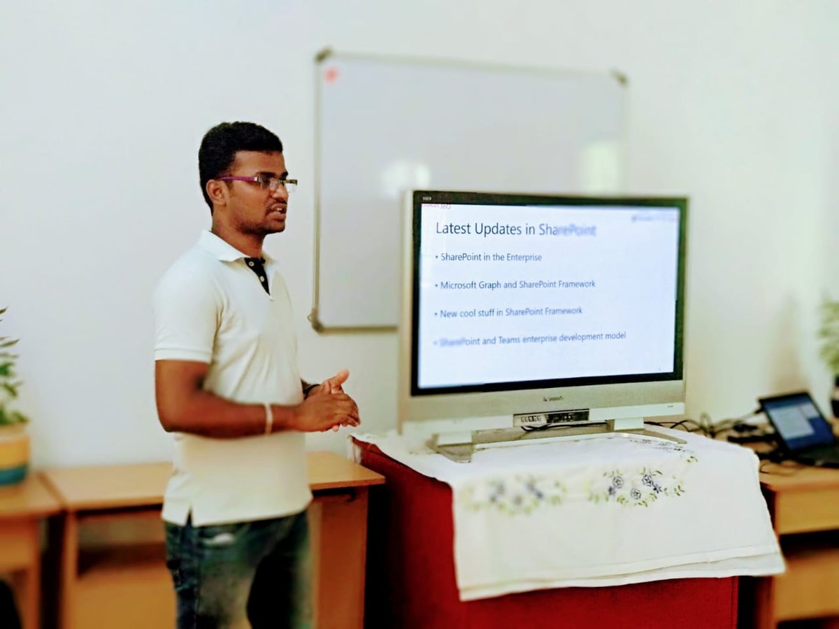 WeAreHubfly's tweet photo. @Arutvicky and @jayakumrB, product engineers of @WeAreHubfly is presenting a session about "Leveraging SharePoint as a development platform for modern intranet"
#hubfly #techmeet360 #SharePoint #intranet #modernintranet #msbuild #msbuild2018 #msbuild18 #microsoftbuild https://t.co/YqLsWnnDAY