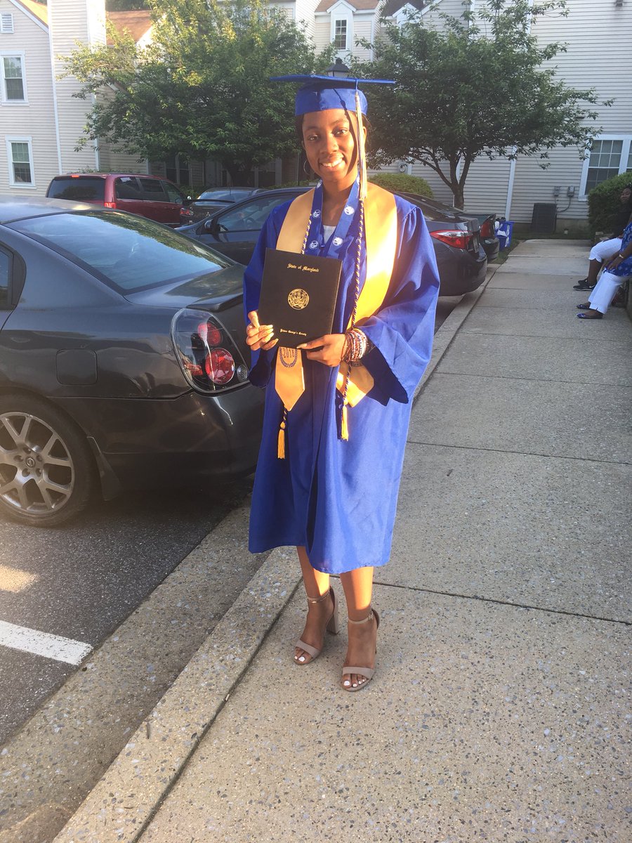 Ÿämårįë🇸🇱 tweet media