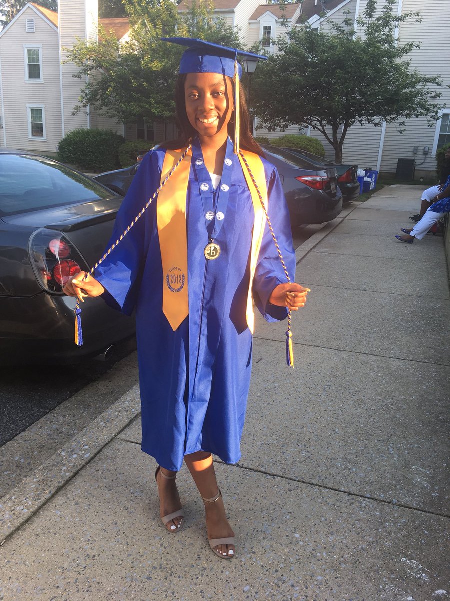 Ÿämårįë🇸🇱 tweet media