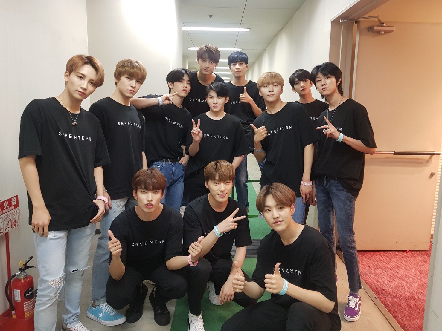 その他 seventeen 2018 hq720.jpg?sqp=-