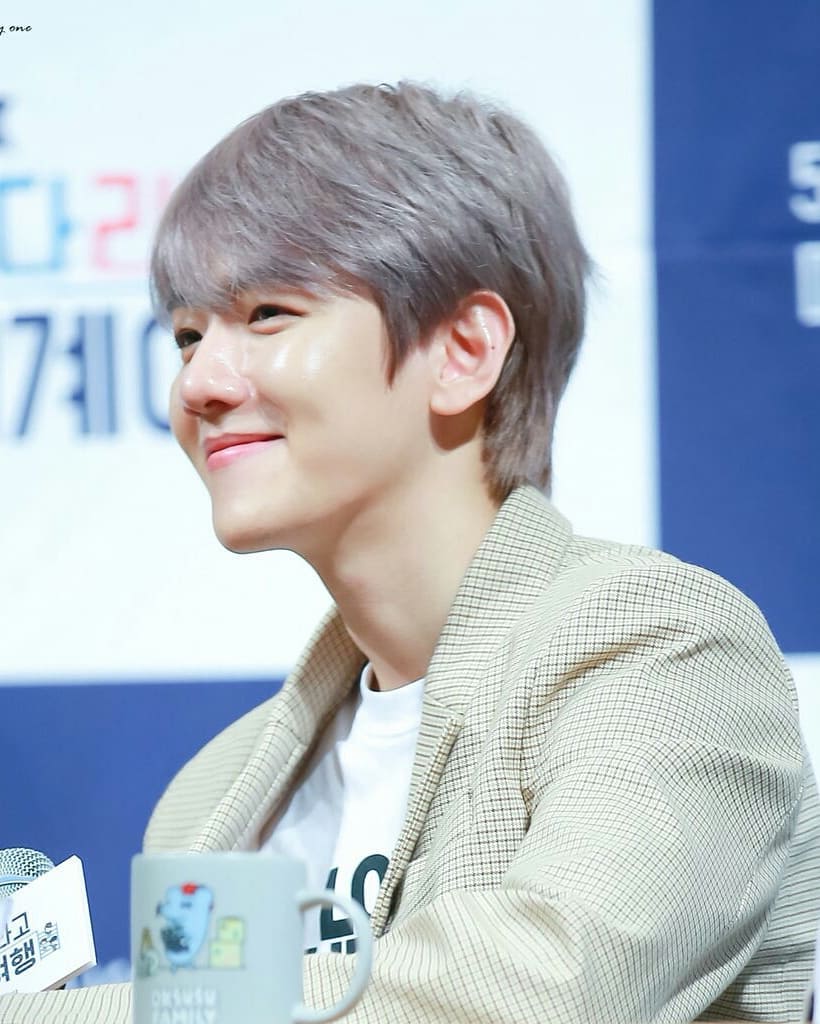 riayuli's tweet photo. Welcome twitterland baby byun @B_hundred_Hyun 😎😆 https://t.co/fbbGXToVyY