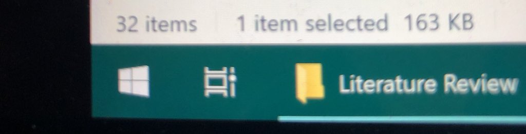 idiosyncrdang's tweet image. assignment: between 8 - 10 articles 
my ass: