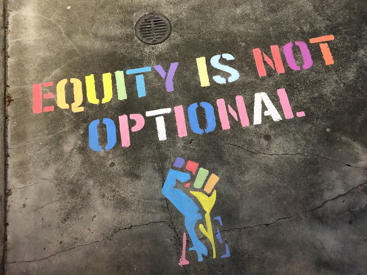 werewolfbrmtzvh's tweet photo. When UW Administration goes to Gerberding Hall, they’ll be greeted with this chalk message. So proud of @UAW4121 for our contract fight, particularly around trans-inclusive healthcare. Happy Pride Month! #Solidarity #uwstrike https://t.co/N5P0i7LO7c