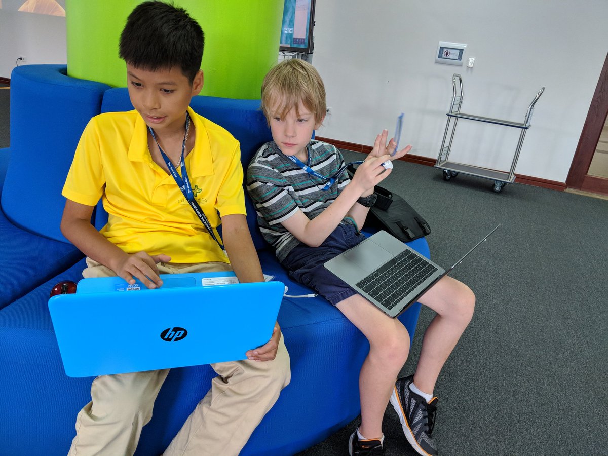 AlexisSnider15's tweet image. Hard at work coding games to bring awareness to the importance of our world&apos;s oceans #globalcodeathon #concordiacoders #gothunderhanoi #SDGs #bishanoi @ConcordiaHanoi @michellehanoi
