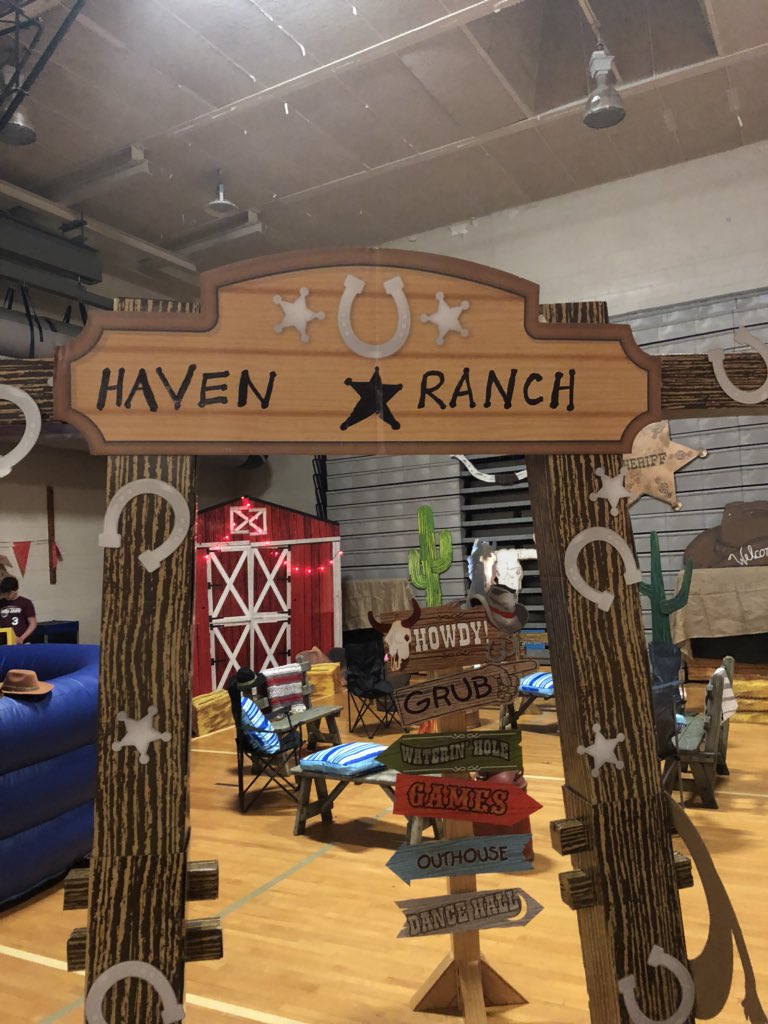 DrKrisBrown's tweet photo. After Prom 2018! #SHHS2018 https://t.co/bF45ZaUJRC