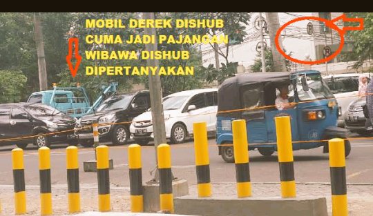 berantaspreman's tweet photo. @sandiuno Pak @sandiuno @aniesbaswedan mhn dibantu penertiban scr permanen di wilayah kami yg sdh dikuasai preman, mrk menyulap jalan umum jadi parkir liar dgn omset ratusan juta perhari uangnya buat mabok2an&amp;dibagi2 ke oknum aparat,lokasi di sepanjang jalan thamrin city @DishubDKI_JKT https://t.co/alRZBxYyfJ