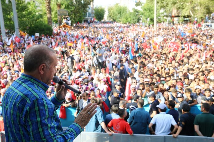 Turkish Minute tweet media