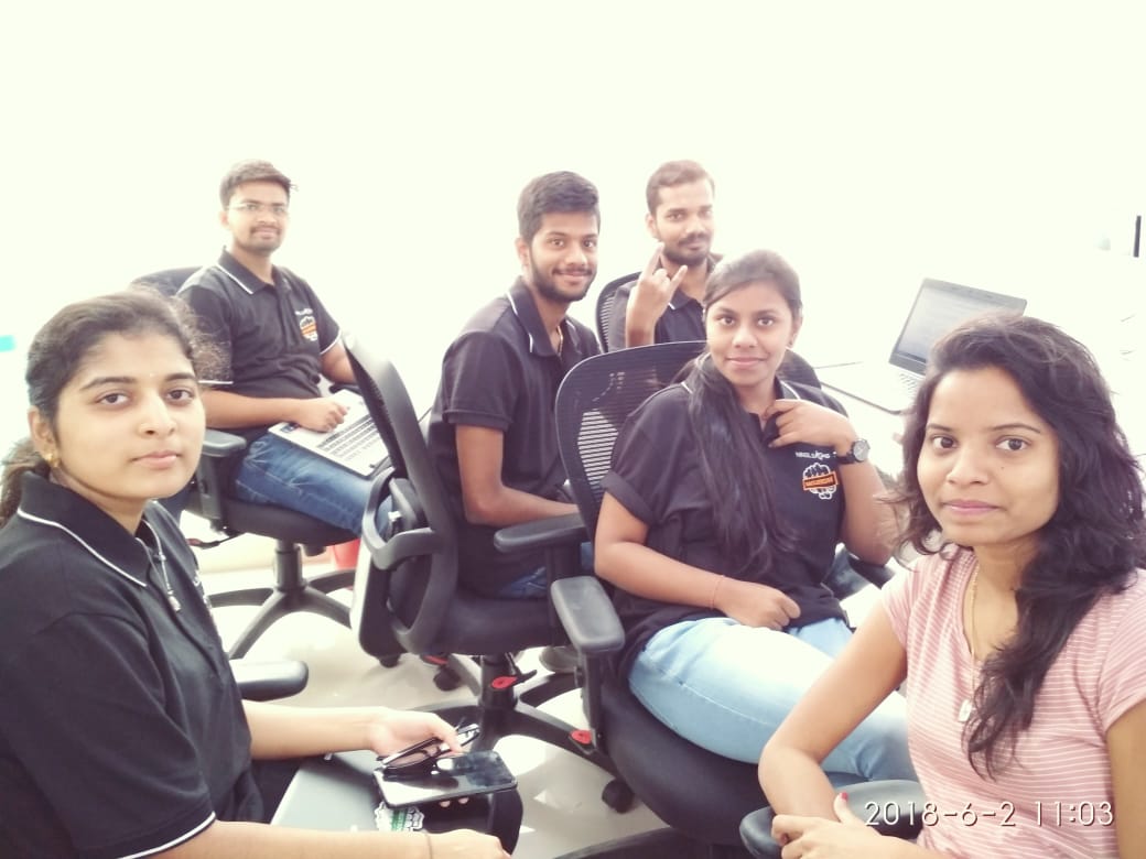 SabdhaSK's tweet photo. Full enthu.....even on Day 2 
#NineleapsHackathon2018 #NineleapsHackathon #CodeHackCreate #Hackathon #Nineleaps #Technology #Disrupt https://t.co/WxY5QVRPOW