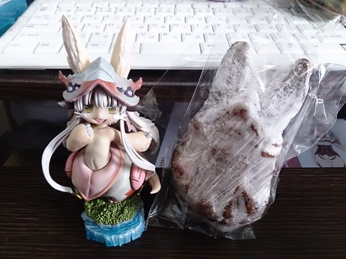 ほぼ一緒の大きさ!
#兎座ナナチ #メイドインアビス #ナナチ 