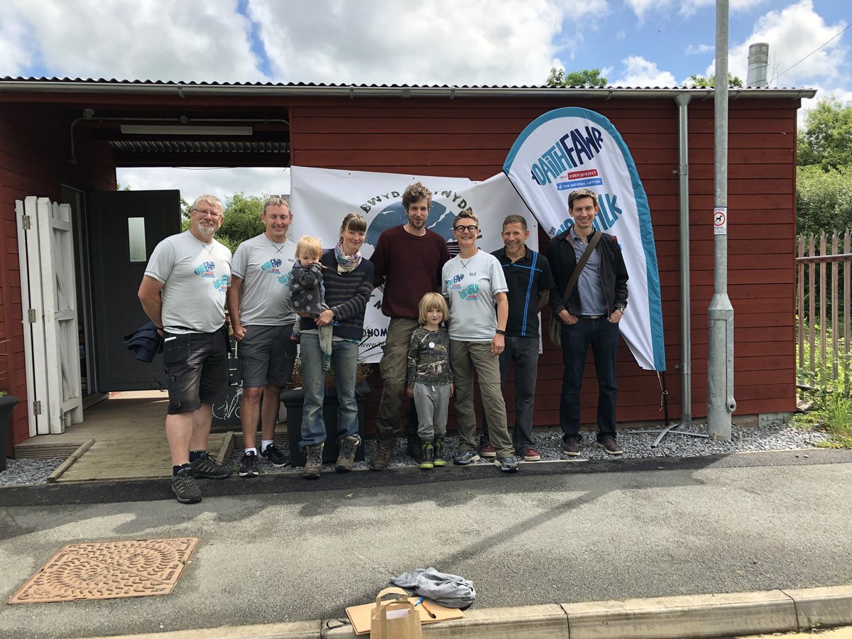 We loved visiting Llandeilo Station Hub and finding out about @CalonCymruCIC, <a href="/LlandeiloFoS/">Festival of Senses</a>, <a href="/LlandeiloLitFst/">LlandeiloLitFest</a> &amp; Food Hub. Such a massive amount going on in a small place due to people working together. Bravo! Diolch i chi am rannu eich syniadau gyda ni! #YDaithFawr #TheBigWalk