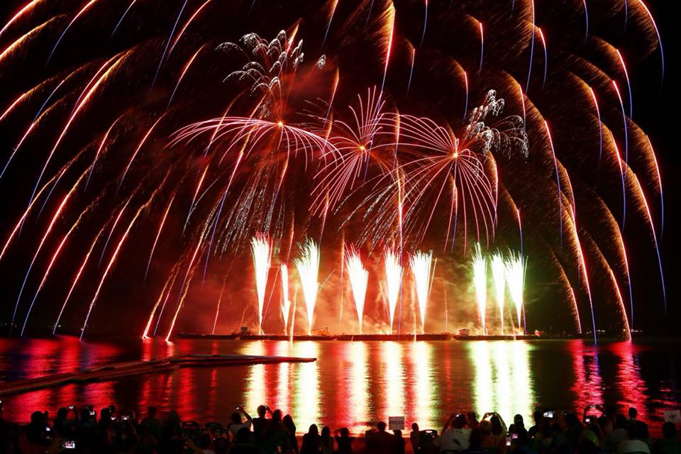 タイ国政府観光庁 على تويتر パタヤの夜空と海面が鮮やかに彩られます 6月8日 金 9日 土 に パタヤ国際花火大会18 が 中央パタヤビーチにて開催されます T Co Qvnll1wbig こんなタイ知らなかった タイ