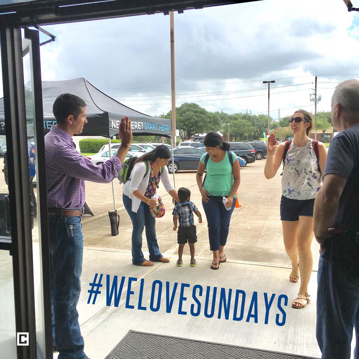 crossbridgetx's tweet photo. Looking forward to high fiving you tomorrow! #welovesundays https://t.co/m7KrZNEfFF