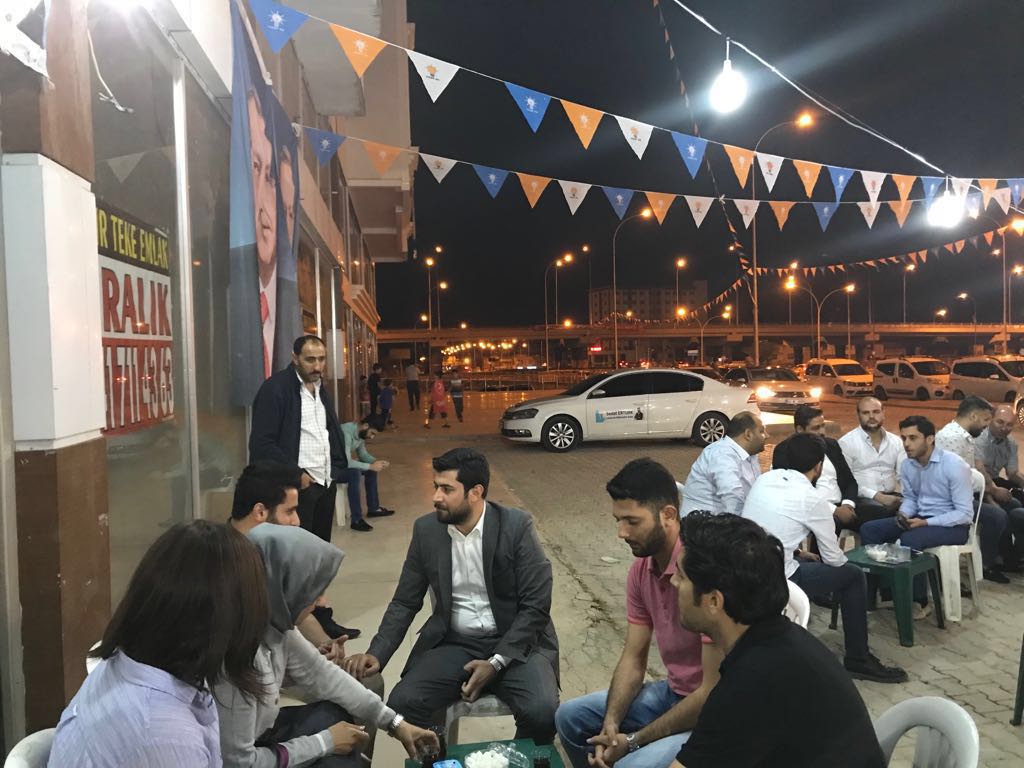 SEDAT ERTÜRK (@sedaterturk63) on Twitter photo #PİCTES projesinde çalışan öğretmenlerimiz ziyaretime geldiler. Sorunlarını dinledim. ilgili kişi ve yerlere ileteceğim inşallah. Öğretmenlerimiz geleceğimizdir.
<a href="/sanliurfaskm/">AK Parti Şanlıurfa İl SKM Başkanlığı</a> <a href="/aefakibaba/">Dr. Ahmet Eşref FAKIBABA</a> @yilmaz_ismet58 #PİCTES projesinde çalışan öğretmenlerimiz ziyaretime geldiler. Sorunlarını dinledim. ilgili kişi ve yerlere ileteceğim inşallah. Öğretmenlerimiz geleceğimizdir.
<a href="/sanliurfaskm/">AK Parti Şanlıurfa İl SKM Başkanlığı</a> <a href="/aefakibaba/">Dr. Ahmet Eşref FAKIBABA</a> @yilmaz_ismet58