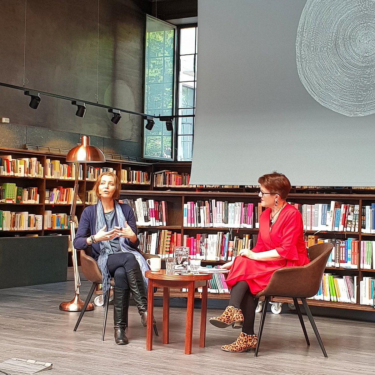 siwander's tweet photo. This morning @Elif_Safak handed over her manuscript, titled "The Last Taboo", to the #futureLibraryOslo. @katiempaterson @FuturelibraryNO @GoldRosie @oslobizreg @MarianneBorgen @Oslokommune @deichman_oslo @annebeatehovind #oslo https://t.co/tLOgb3vcDH