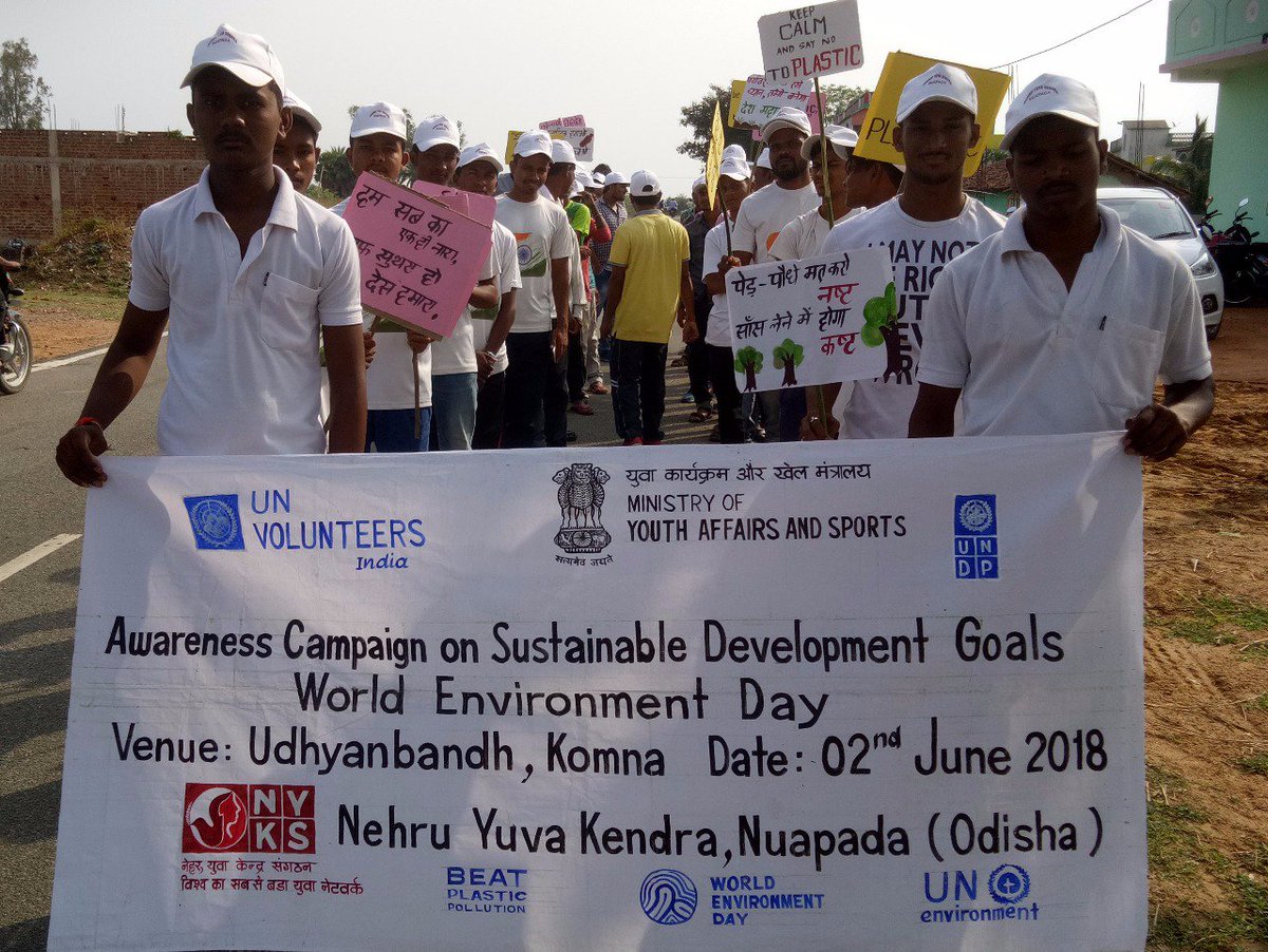 UNDP_India's tweet photo. Youth are the promise of the future and the promise of today! @UNV_India in partnership with @Nyksindia organized a #BeatPlasticPollution awareness campaign in Nuapada, #Odisha where over 50 young #volunteers made their contribution for #WorldEnvironmentDay https://t.co/ZxnlxZWZMQ