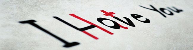 إذا أردت أن يتسع أفقك؛ فحاول أن تحب شيئا تكرهه!!
If you want to broaden your horizon; begin to love something you hate!