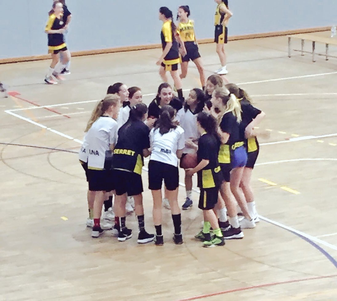 ASRBasketAlmeda's tweet photo. 🏆#FaseFinalIFB1 
📆  Campionat de Barcelona
🏀 @FemBasketAlmeda 50 - @blanes 51

Tal i com ens han acostumat els dos equips, partit de màxima igualtat que es decideix per un punt!! Gran feina durant tota la temporada!!

#adnAlmeda #IF3ALM #FaseFinalIFB1 https://t.co/PqIv1ly1VK