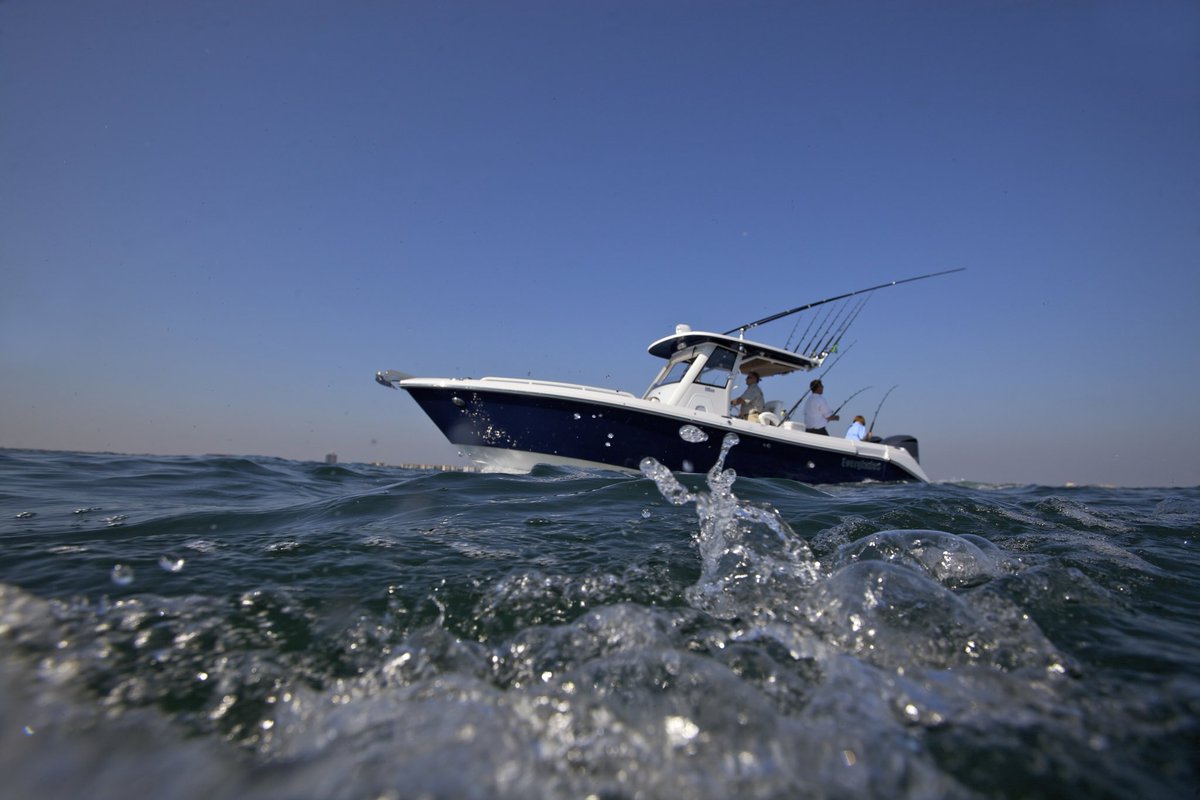 EvergladesBoats's tweet photo. Hop aboard our #295cc and let’s go fishing! 🎣
#SaturdayMorning #EvergladesBoats #ReflectsYou #centerconsole #fishinglife #luxurylifestyle @YamahaOutboards https://t.co/skqTnNCH2W