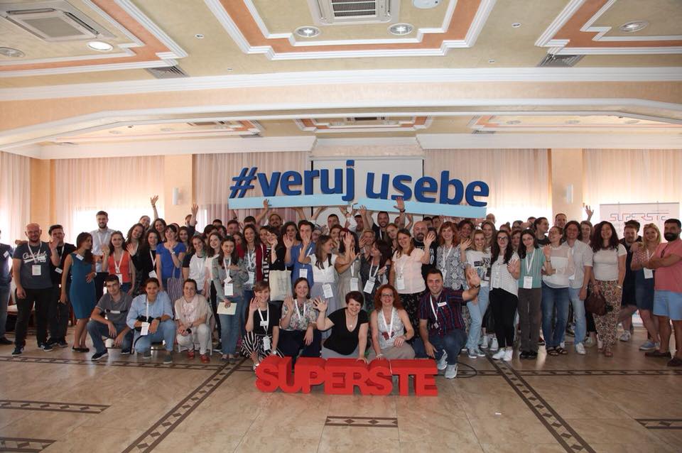 MuzejPlesa's tweet photo. Ovogodišnji #Ideodrom nakon dvodnevne razmene ideja, podrške, znanja, i naravno – sjajne energije je zatvoren. 
Sada se borimo za finale!!!
I u to čvrsto verujemo!!! projekat #muzejplesa
#radenasideje! 🤗#Superste #verujusebe #ErsteBanka
https://t.co/tivHRD7Y7V https://t.co/wkzsUJD8YO