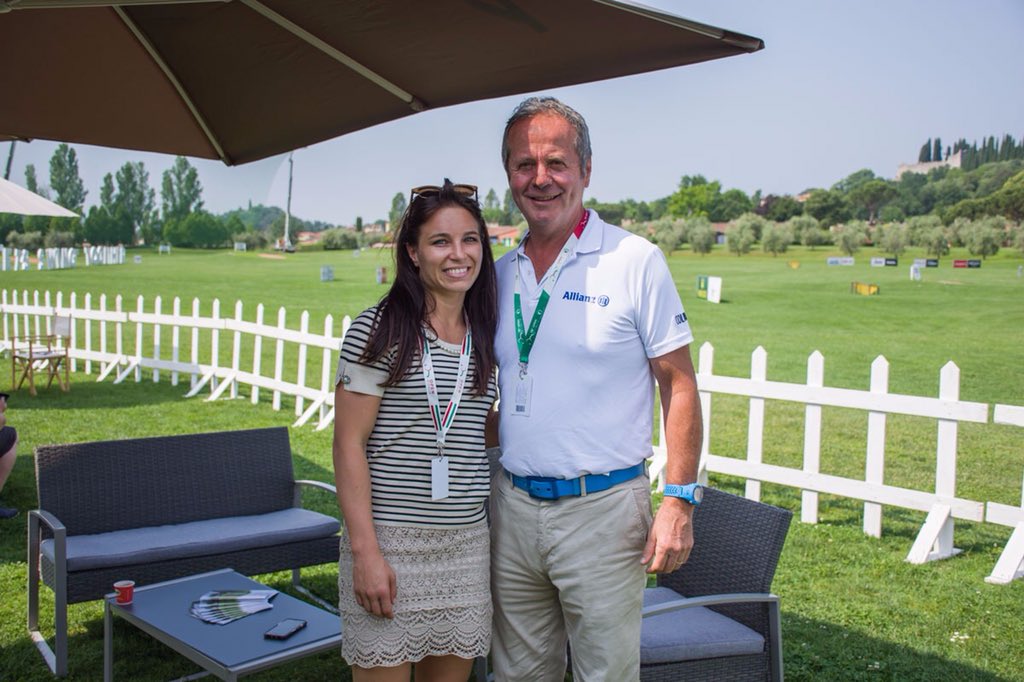 🥋 Due campioni del mondo all’Open d'Italia ⚽
<a href="/cardinofficial/">Sara Cardin</a> , campionessa mondiale di karate, e Giuseppe Dossena, campione del mondo ’82 con la Nazionale di calcio, presenti al torneo per tifare gli italiani in gara.
#Openditalia2018 #spettacologolf #italianopen