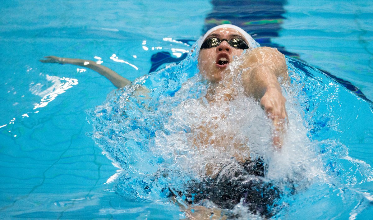 SwimmingCanada's tweet photo. Junior swimmers show no fear as records fall in opening day of Mel Zajac meet
Les nageurs juniors ne montrent aucune peur alors que les records tombent à la compétition Mel Zajac
https://t.co/MKUArhR9iD https://t.co/pI5bEXV0Lq