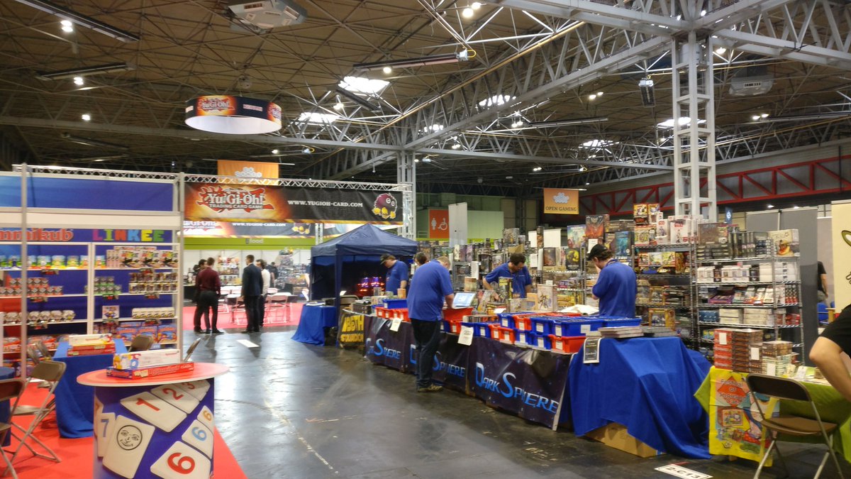 _RandomMinds's tweet photo. so....many....things.... #ukge #ukgamesexpo https://t.co/Whoxrma5MW