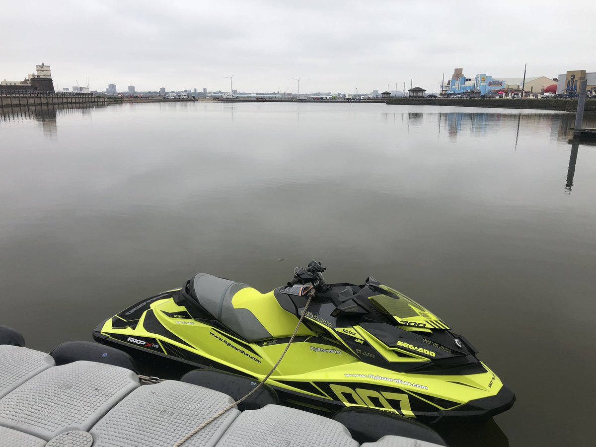 FLYBOARDFUN's tweet photo. It’s a beautiful morning on Marine Lake New Brighton, come down and watch the splash’s and thrills people doing their Flyboard experience, come and join in the fun. https://t.co/XSbnIUuTgX