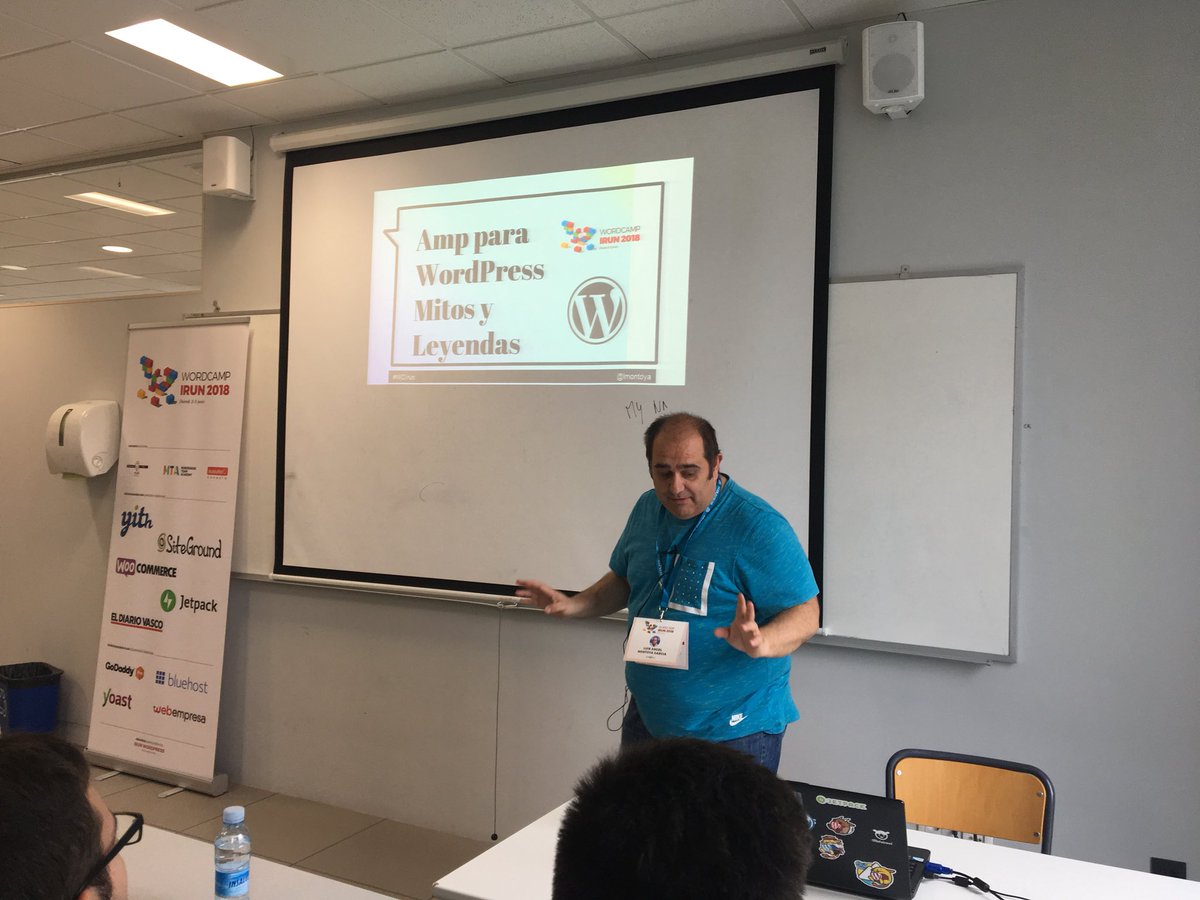 TomyCant's tweet image. Comienza @lmontoya hablándonos de #AMP en #WCIrun #SDRCamp