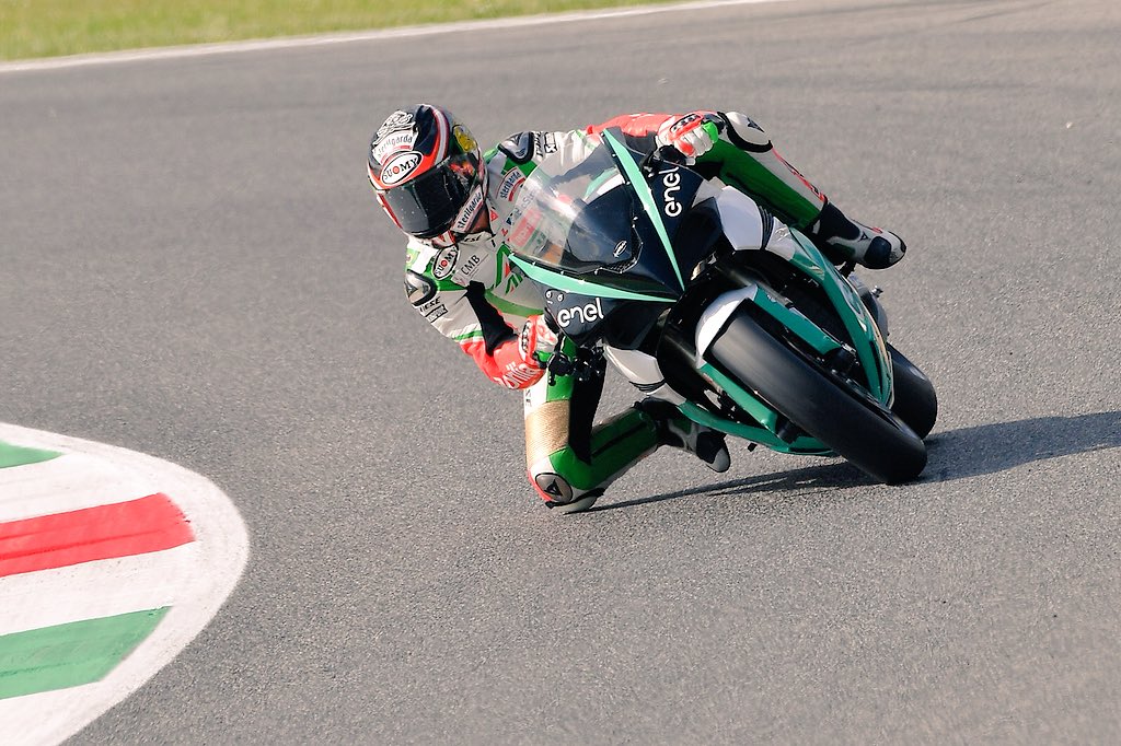 Max Biaggi tweet media