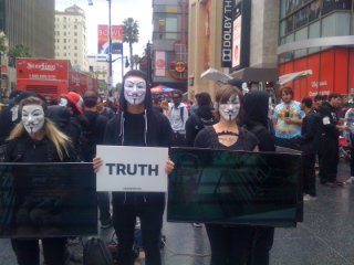 drbishnuhnepal's tweet photo. #HollywoodWalkOfFame: once #Shiva tutored #Parvati@value/o #Truth.#Gandhi said #SatyamewaJayate.My 2nd day @ #America @#HollywoodStreet/#LA, I encountered the promoters of TRUTH to warn the #VibrantDemocracyOfTheWorld.. I saw them@#USvotes2016@#TV.Now LIVE!#Nepal@#UNSG@#Himalayas https://t.co/W4B5O9mRkv