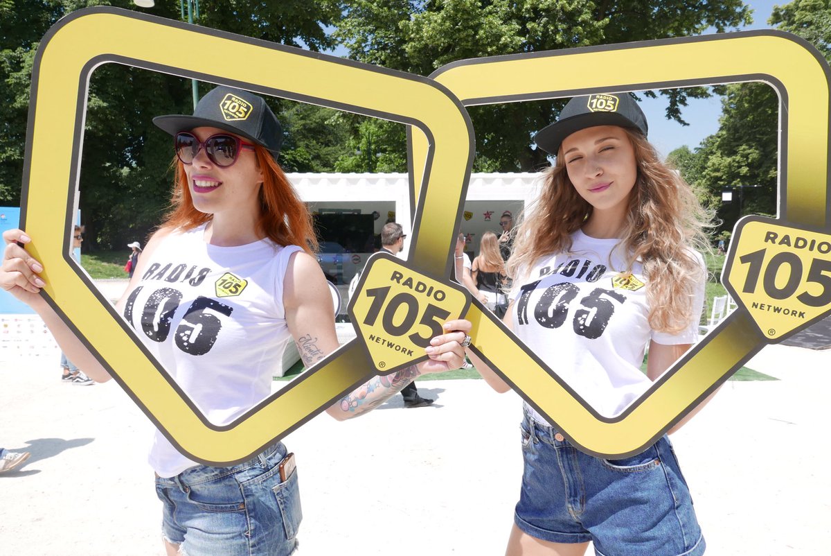 punkforbusiness's tweet photo. Ieri una grande giornata di @radiocitymilano ☀️📻
Vi aspettiamo oggi e domani per il festival mondiale delle radio!
Piazza del Cannone, Milano!
#radiocitymilano #p4b #punkforbusiness #radio #milano #festival #rcm18 https://t.co/SfDp9tcTwJ