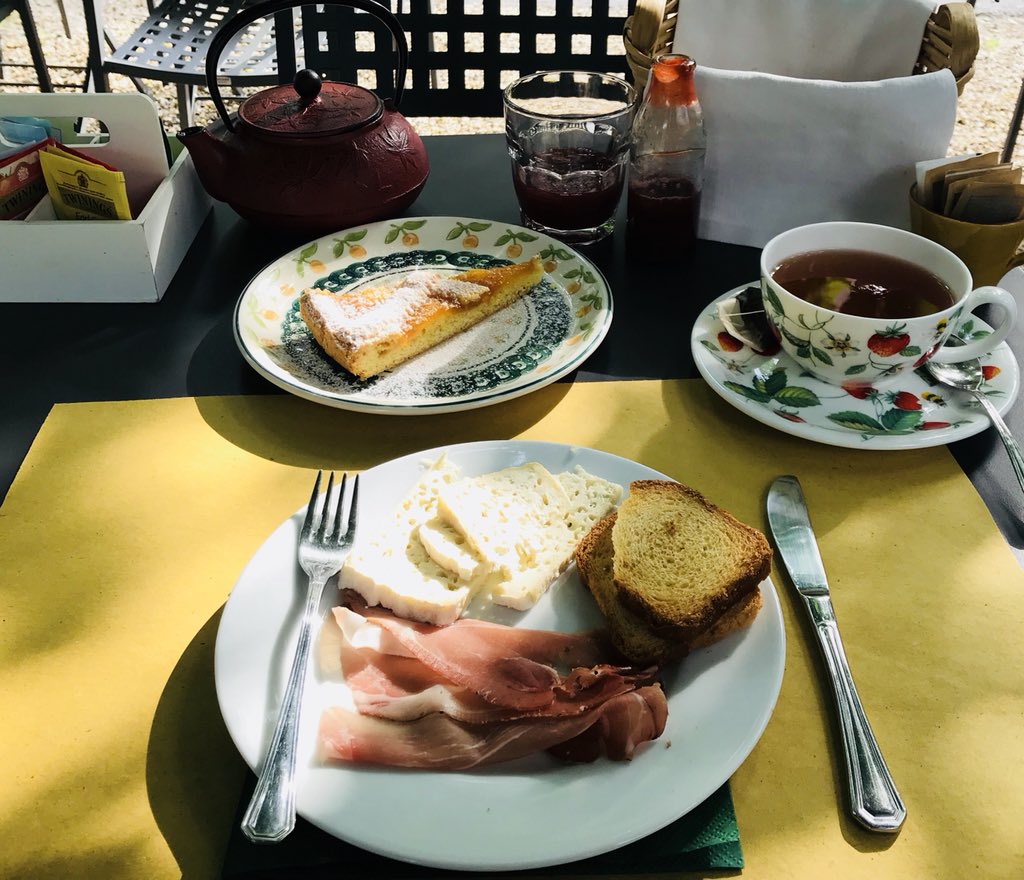 TheFoodGranny's tweet photo. Definitely doing my bit #EatBuyUseLocal breakfast: homemade plum juice, #artisan goats cheese & apricot cake at #bnb #SmallBiz #shoplocal # https://t.co/5q4JnTQDNo