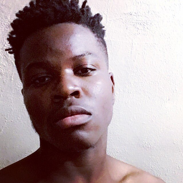 San_1995_'s tweet photo. I love my self way more https://t.co/lJ5z2KZ8kl