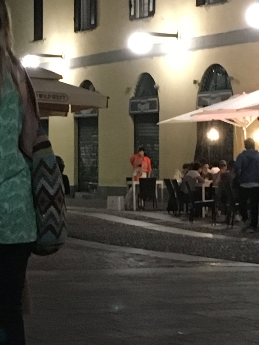 DoumaTaylor's tweet photo. Cultural: this lady is wearing a traffic vest as fashion. This shows people can wear lots off different fashion styles and still be in style! @uwldolcevita #CULHLTuwlax #2018ldv https://t.co/9W53pbT9aG