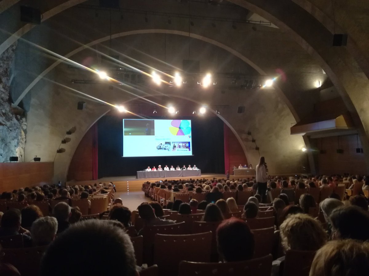 SergiRdgz's tweet photo. Avui ens trobem a #Tarragona celebrant #assembleasuara  #suara10anys. Molt contents amb la nostra feina durant aquest temps i amb ganes de seguir creixent i millorant la qualitat de vida de les persones #orgullsuara https://t.co/jHRAZ2NqVJ
