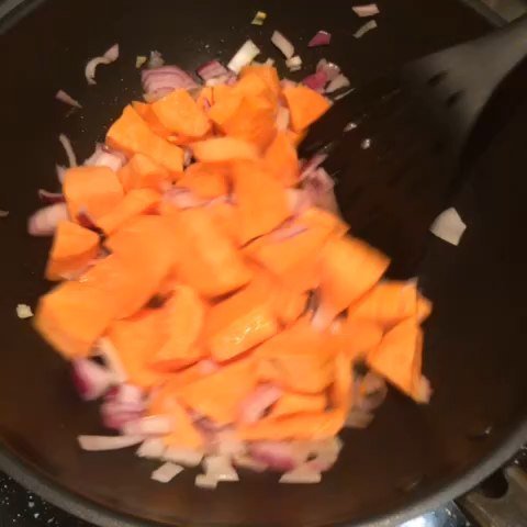 VegBurge's tweet photo. Thai Sweet Potato Soup
.
.
#feedfeed #recipe #videos #recipes #thekitchn #huffposttaste #buzzfeast #eeeeeats #instavideo #beautifulcuisines #foodgawker #tutorial #cooking #vine #foodandwine #cook #forkyeah #onthetable #yahoofood #foodblogger Watch our latest #video here:http… https://t.co/sBHO8ROgkD