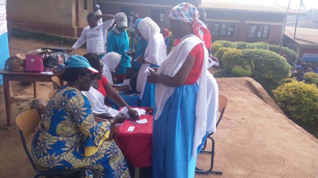 Ubwitabire bw'amatora kuri sites zitandukanye mu karere ka #Rusizi burashimishije <a href="/rpfinkotanyi/">FPR-Inkotanyi</a> <a href="/RpfWest/">RPF West</a> <a href="/RpfYouth/">RPF Youth West</a>