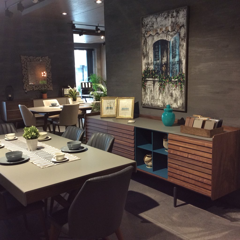 AltanlarMobilya's tweet photo. #altanlarmobilya #yeni #modern #şık #tasarım#yemekodası #akasesuarlar #evconcept #ürünleri #serdivan #sakarya @AltanlarMobilya https://t.co/xmq3mszhpU