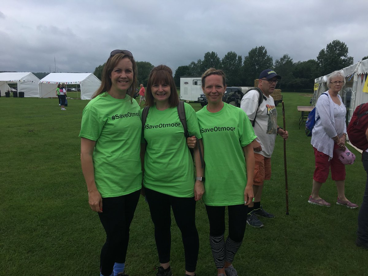 SarahFoxcroft's tweet photo. Lots of support for #saveotmoor. At the Otmoor challenge. Please sign the petition https://t.co/ZHurof4Psl https://t.co/Uuo0Xj7YI2