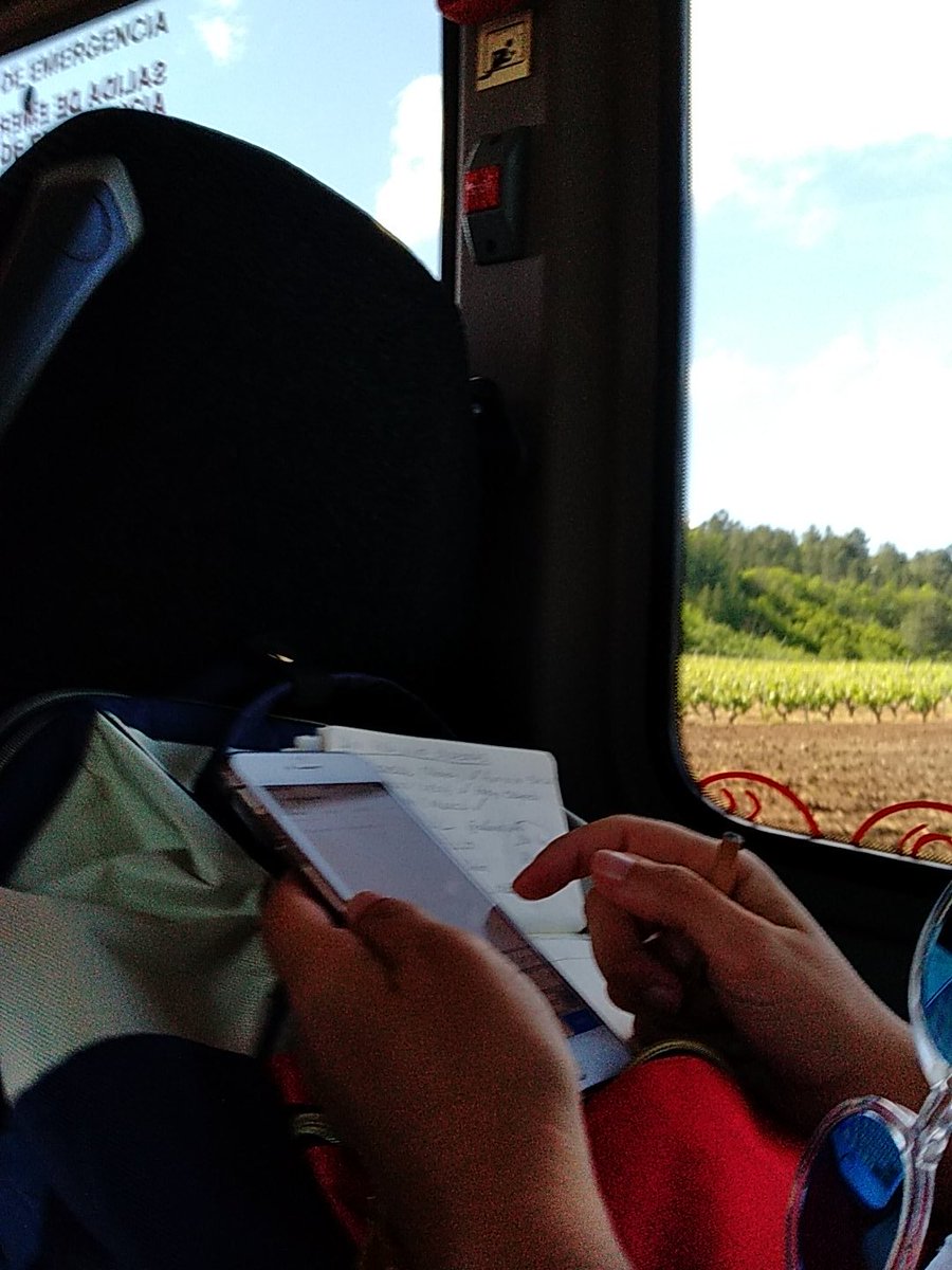 albertromaortiz's tweet photo. Ya en ruta! Hoy nos vamos a ver 4 bodegas #dopvinovaldeorras #ocasal #roandi #alandeval #godeval #valdeorras #portasabertas18 https://t.co/SWS0UUCekJ