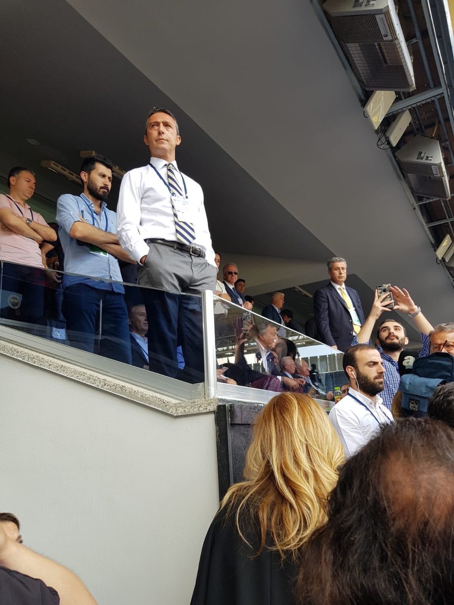 Efendiler, yarın başkanlığı ilan edeceğiz! 

#AliKoçGeliyor