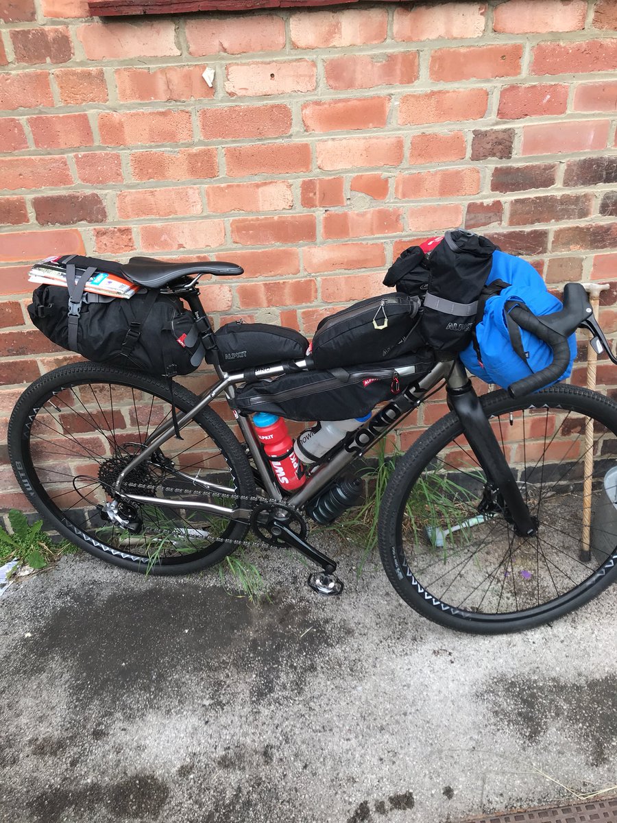 Time to try again @Alpkit @sonderbikes #bikepacking #cycling #goniceplacedogoodthings #microadventure #alpkit #sonderbikes #sonderstories #adventure