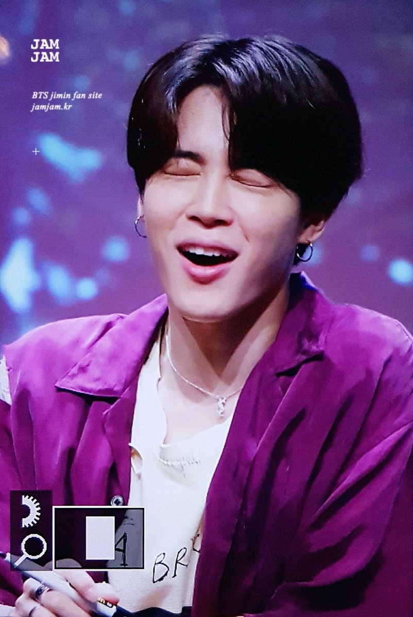parkjamjam_kr's tweet photo. 180602 상암 팬싸인회 #JIMIN #지민 지미니 오늘두 이뿌다ㅠㅠㅠㅠㅠ https://t.co/ycMXnTj7L6