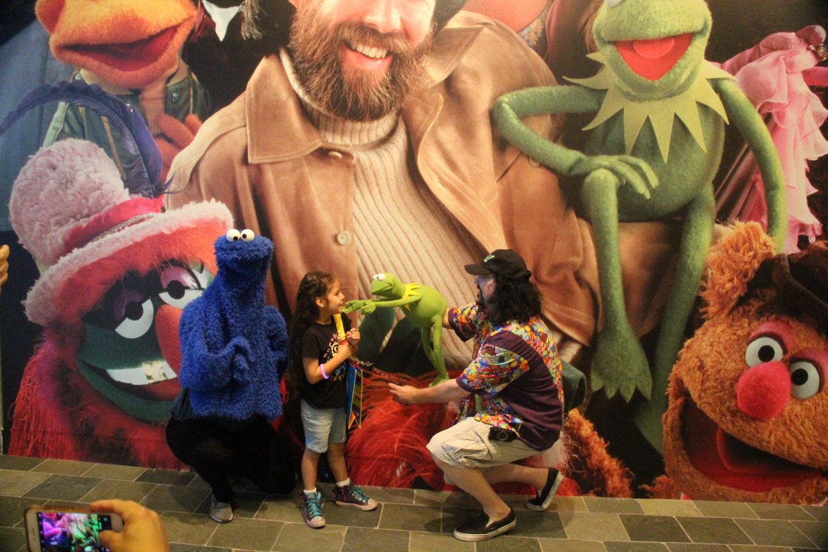 WallyWingert's tweet photo. Gotta love L.A. - in Hollywood there's an exhibit dedicated to 1966 Batman. Across town in West L.A., there's a Jim Henson Muppet exhibit! #whyiloveLA https://t.co/4M18ZqZGWK