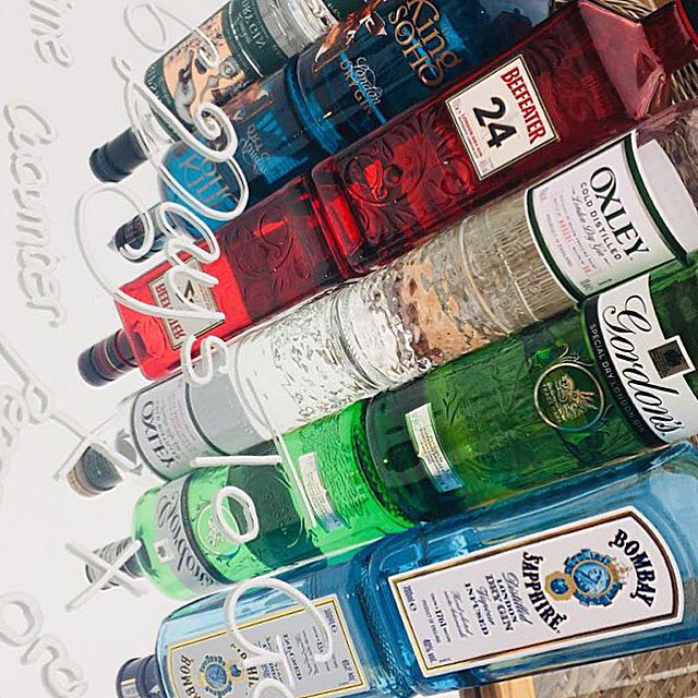 IngatestoneStar's tweet photo. #countdown #6daytogo #excited #2018 #ginfestival #weekend 8th-10th #june join us for all things #gin #ginlovers #fevertree #livemusic #tapas #sunshine #summer #placetobe @thestaringatestone https://t.co/5JtJjrJZ88