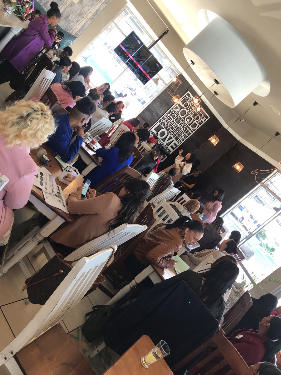 iamleannemusic's tweet photo. Out at the Style Elevation Ladies Networking Breakfast #StyleElevation #EndGirlHate #Women4Women @LisindaThomas ππ https://t.co/kYuuVc3vwc