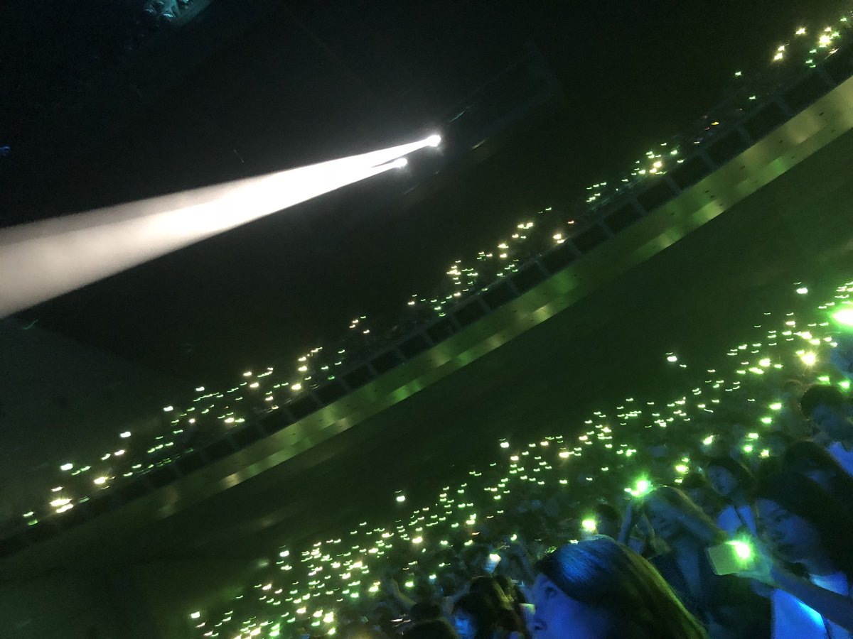 AM1997Nao's tweet photo. Austinサプライズ考えてくれた皆さんほんとにお疲れ様でした😭👏
めちゃくちゃ綺麗で感動しました！
皆さんの頑張りがAustinに伝わっていて感動しました👏👏
ほんとお疲れ様でした
#Austin #Austinサプライズ @AustinMahone 
@AustinMahoneJP https://t.co/Y9KUPq50av