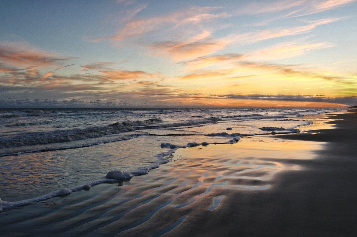 Coastalbydesign's tweet photo. Sunset is still my favorite color
📍 Coligny Beach, Hilton Head Island, SC
📸 #photography #beach #travel #sunrise_and_sunsets #SaltLife #saltedlifestyle #beachinitup #oceanbeach #SunsetTrip @RealSaltLife @beachlifemind @EarthandClouds @ThePhotoHour @StormHour https://t.co/HMfD9XAde6