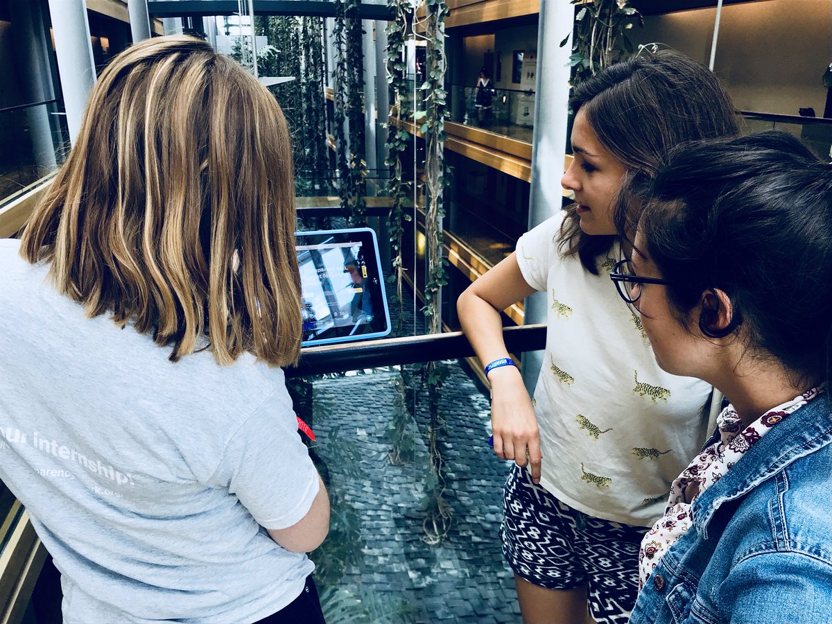 Alexis__Her's tweet image. Today at the @PEStrasbourg young people are rating their internship with #TransparencyAtWork ! 🇪🇺👌
Cc @La_FAGE @InternsGoPro