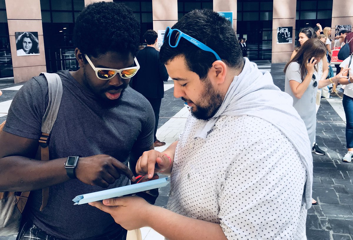 Alexis__Her's tweet image. Today at the @PEStrasbourg young people are rating their internship with #TransparencyAtWork ! 🇪🇺👌
Cc @La_FAGE @InternsGoPro